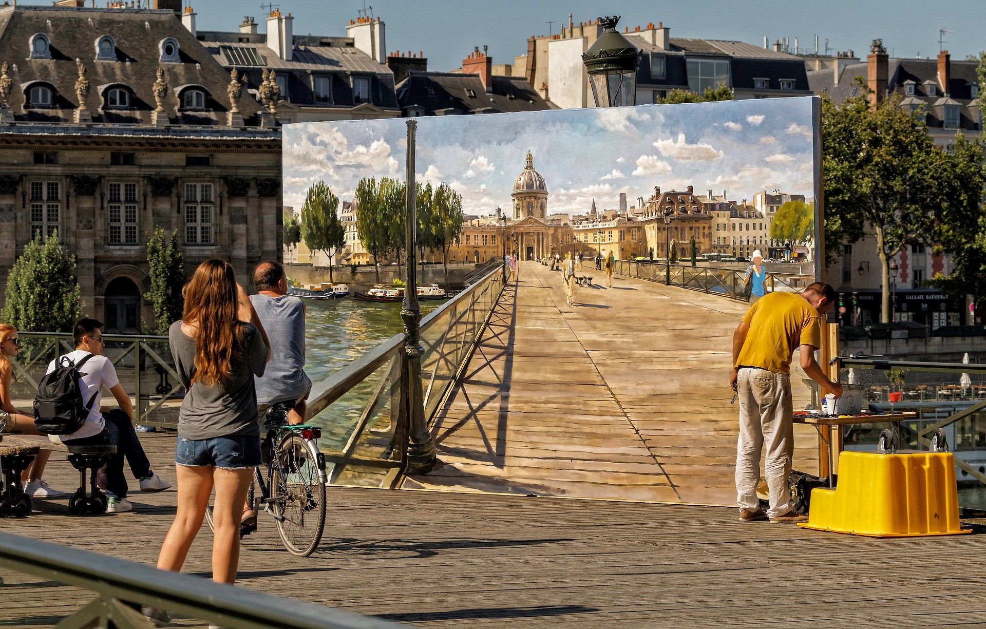 What to Buy in Paris: 10 Creative Ideas