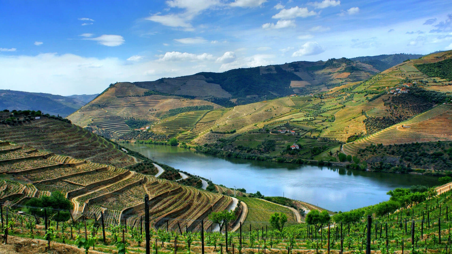 5 Magical Places to Visit in Portugal (2023)