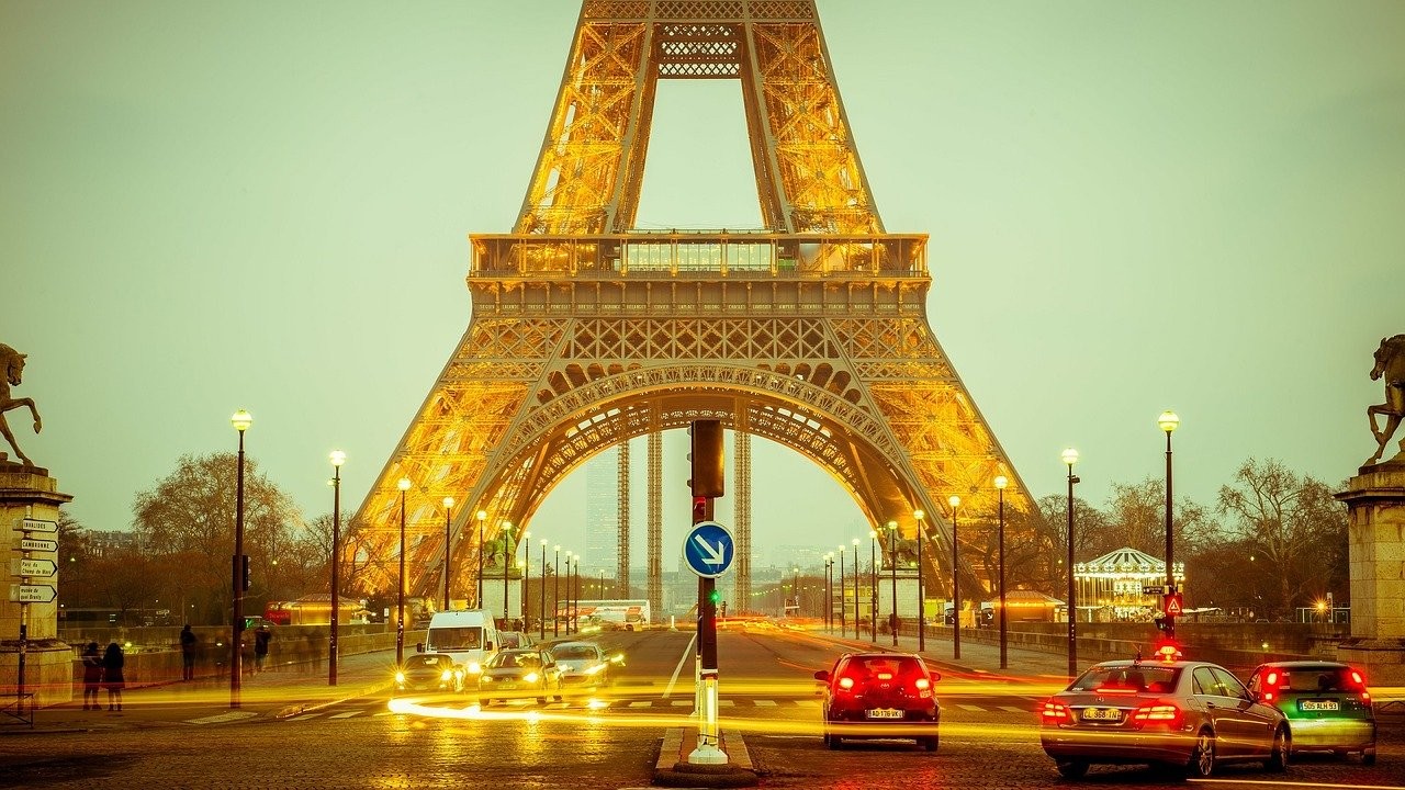 12 Unforgettable Hours In Paris With Stasher and Klook