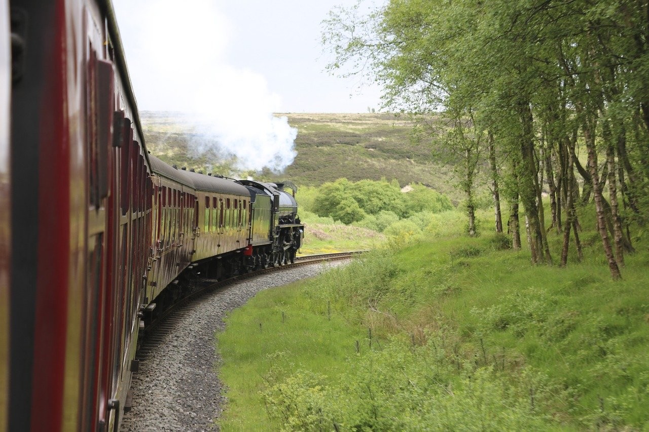 Six Romantic Train Trip Ideas for Valentine's Day
