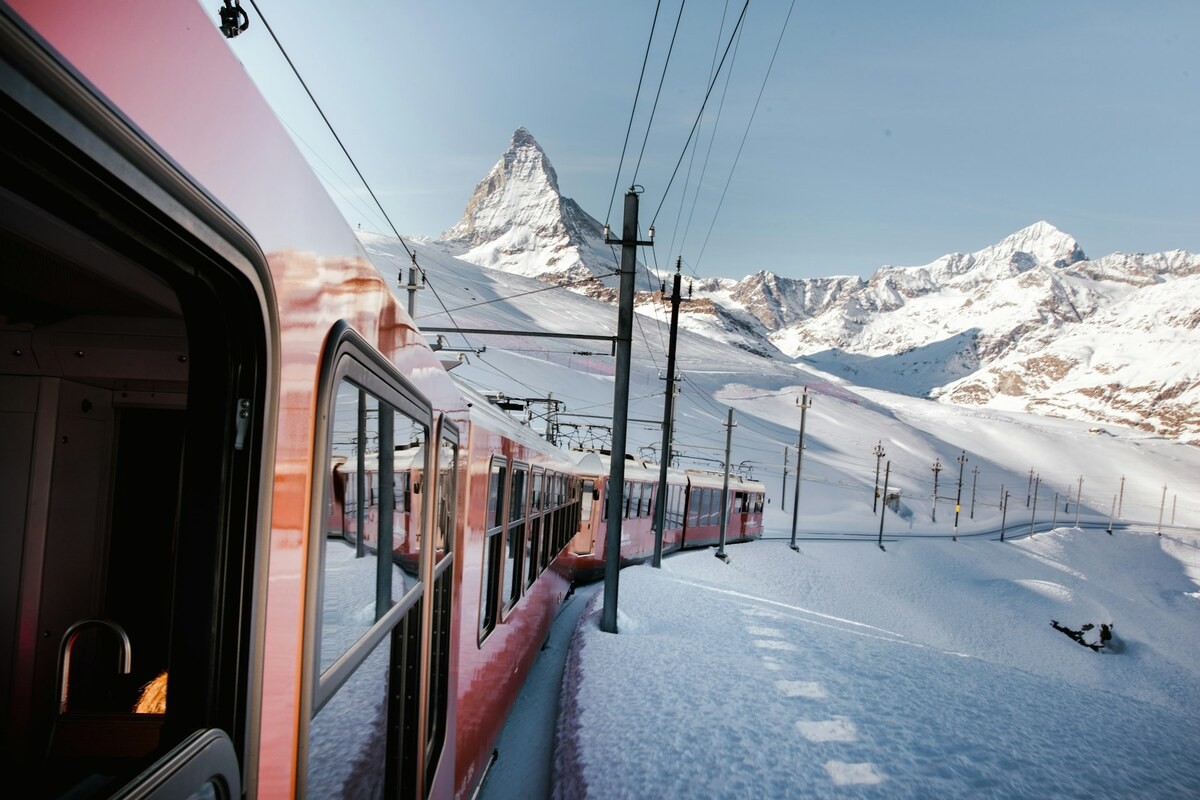 A Scenic Train Journey Through the Alps – The Ultimate Rail Escape