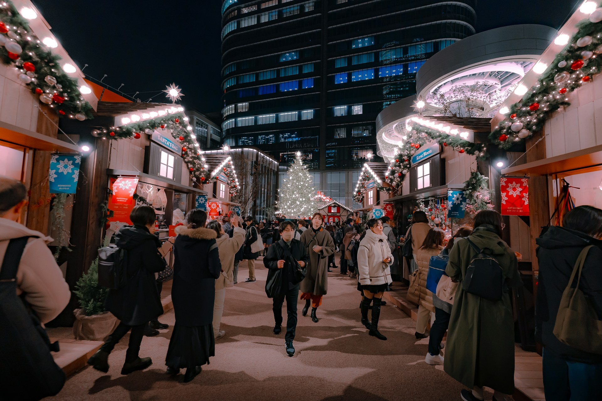 Spending Christmas in Tokyo – Lights, Festivities, and Winter Magic in 2025