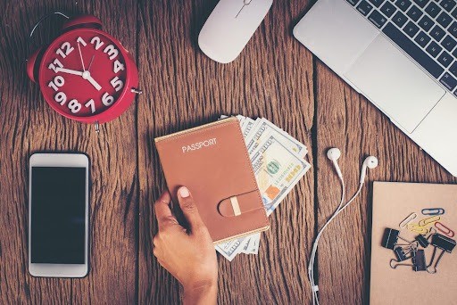 6 Tips to Keep Your Travel Documents Organised and Secure