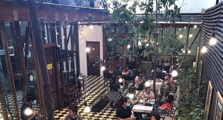 Café de La Candelaria, Barrio Italia, Santiago de Chile