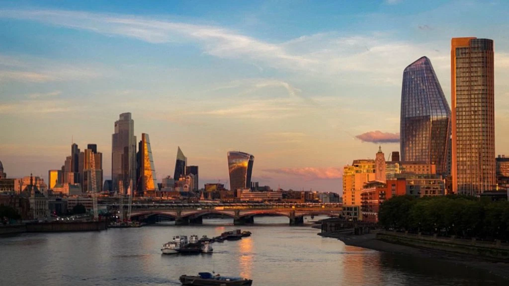 What to Do Around Heathrow Airport