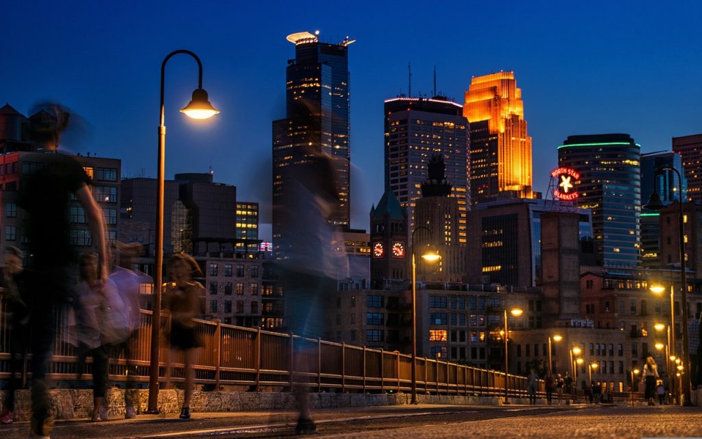 minneapolis minnesota night view