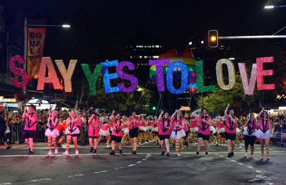 Resultado de imagen para Sydney Gay and Lesbian Mardi Gras Parade and Festival