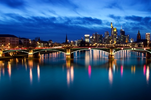 A bridge at night in Frankfurt